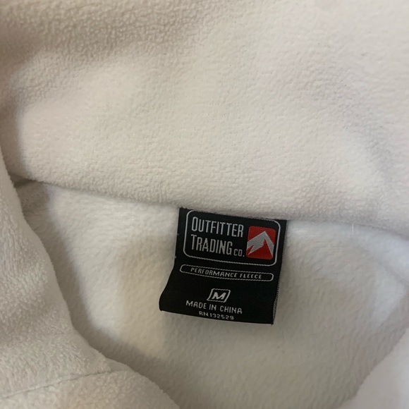 Woman’s white fleece jacket ❄️ size M - Picture 2 of 3